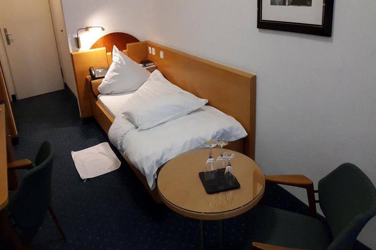 Hotel Unger Stuttgart Habitación foto