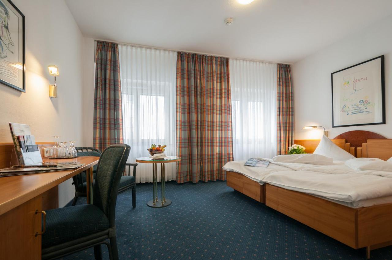 Hotel Unger Stuttgart Habitación foto